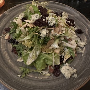 Union Kitchen - Bibb Lettuce & Frisée Salad - American Near Me - West Hartford, Connecticut Union Kitchen - Bibb Lettuce & Frisée Salad - American Near Me - West Hartford, Connecticut