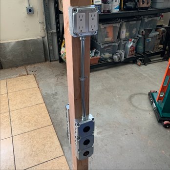M Hearn Electric - an electrical outlet in a garage - Electricians Near Me - Moreno Valley, California M Hearn Electric - an electrical outlet in a garage - Electricians Near Me - Moreno Valley, California