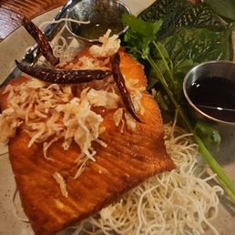 Mieng salmon