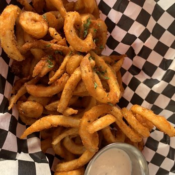 Genius Lounge - Cajun fries - Japanese Near Me - Honolulu, Hawaii