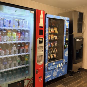 Hampton Inn Milpitas - Vending Machines - Hotels Near Me - Milpitas, California Hampton Inn Milpitas - Vending Machines - Hotels Near Me - Milpitas, California
