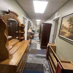 Katie's Kloset - Furniture