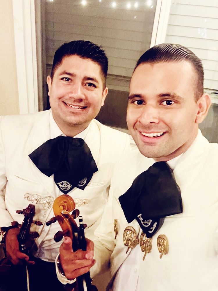 Mariachi Estrella de America