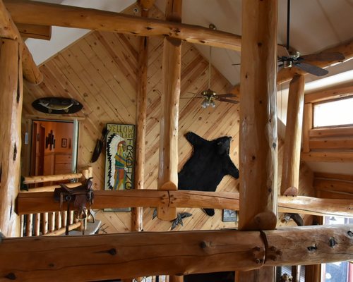 White Pine Lodge by null