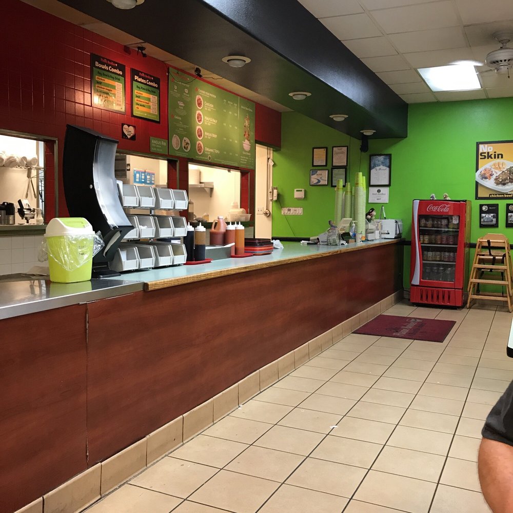 Flame Broiler - the inside of a fast food restaurant - Fast Food Near Me - Placentia, California Flame Broiler - the inside of a fast food restaurant - Fast Food Near Me - Placentia, California