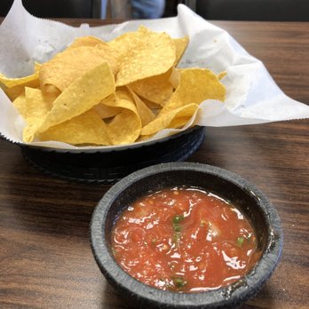 El Mexico Lindo Restaurante - Complimentary chips and salsa. Bright and fresh flavors. - Mexican Near Me - Harrison, Arkansas El Mexico Lindo Restaurante - Complimentary chips and salsa. Bright and fresh flavors. - Mexican Near Me - Harrison, Arkansas