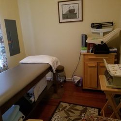 Monroe Naturopathic Medical Clinic - Pediatric Exam Room