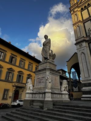 Piazza di Santa Croce by null
