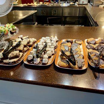 Golden Corral Buffet & Grill - Part of the Clean dessert bar everything is very good. - Buffets Near Me - Punta Gorda, Florida Golden Corral Buffet & Grill - Part of the Clean dessert bar everything is very good. - Buffets Near Me - Punta Gorda, Florida