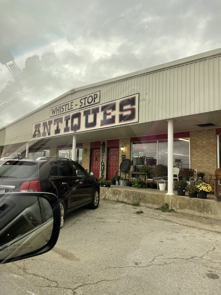 WHISTLE STOP ANTIQUES & AUCTION DEPOT Updated September 2024 25