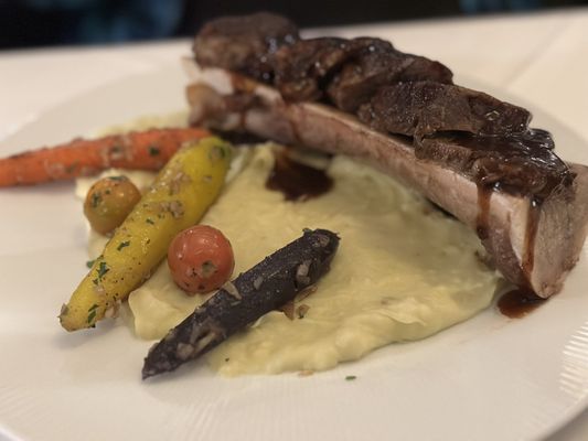 The Grill on the Alley by null