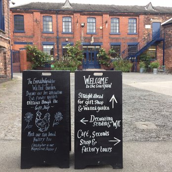 Emma Bridgewater - Arts & Crafts Near Me - Hanley, STE