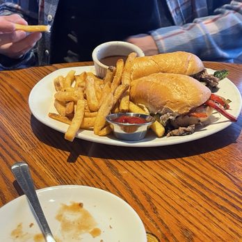 13 Coins SeaTac - Bars Near Me - Seatac, Washington