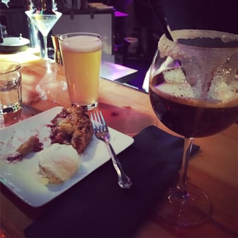 Pie Bar - Strawberry rhubarb pie, beer and burning apron - Cocktail Bars Near Me - Seattle, Washington