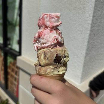 Handel's - Ice Cream & Frozen Yogurt Near Me - Livermore, California Handel's - Ice Cream & Frozen Yogurt Near Me - Livermore, California