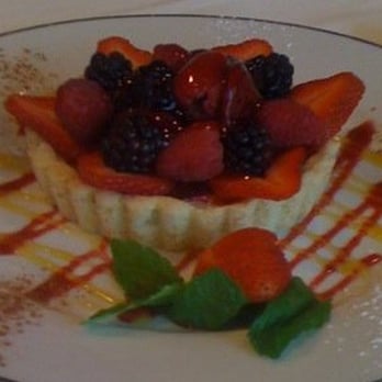 University Club - Fruit Tart - American Near Me - Durham, North Carolina University Club - Fruit Tart - American Near Me - Durham, North Carolina