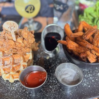 Tap 42 - Midtown Miami - Keeping it classic, Chicken and Waffle - Gastropubs Near Me - Miami, Florida Tap 42 - Midtown Miami - Keeping it classic, Chicken and Waffle - Gastropubs Near Me - Miami, Florida