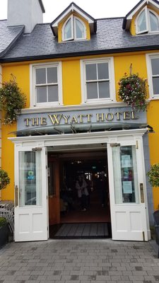 The Wyatt Hotel by null