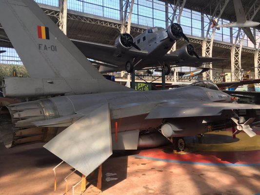 Royal Museum of the Armed Forces and Military History by null