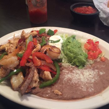 Querétaro - Lunch combo fajitas! Delicious!! - Mexican Near Me - Gambrills, Maryland Querétaro - Lunch combo fajitas! Delicious!! - Mexican Near Me - Gambrills, Maryland