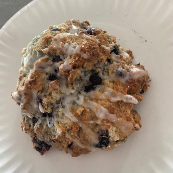 Bread & Roses - Blueberry lemon scone - Coffee & Tea Near Me - Wells, Maine