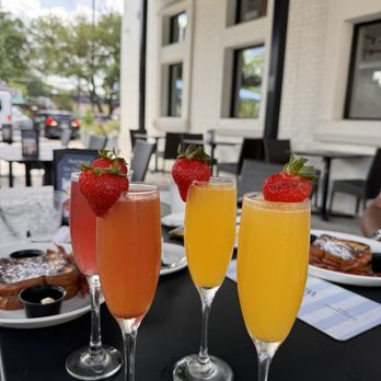 Black Walnut - mimosas - New American Near Me - Houston, Texas