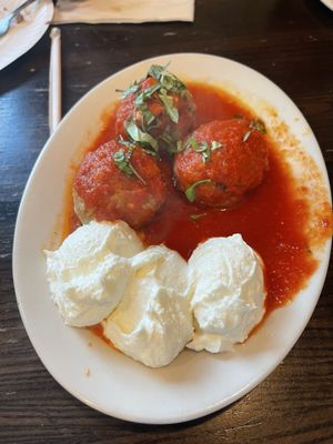 Denino's South Pizzeria by null
