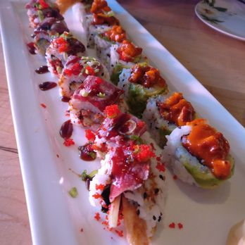 Tomo - Left: Tomo roll Right: Volcano roll - Sushi Bars Near Me - Ottawa, Ontario Tomo - Left: Tomo roll Right: Volcano roll - Sushi Bars Near Me - Ottawa, Ontario