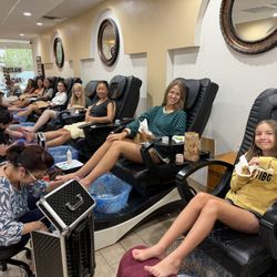 Highland Nails and Spa