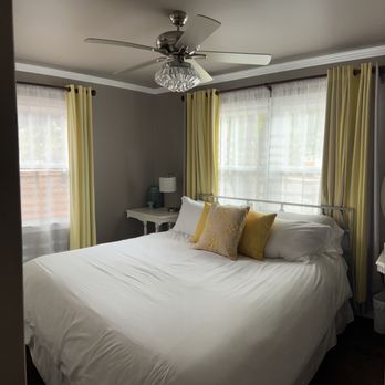Paso Vacation Rental - King bed - Vacation Rentals Near Me - Paso Robles, California Paso Vacation Rental - King bed - Vacation Rentals Near Me - Paso Robles, California