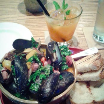 Whiskey Cake - Wabbit Smash and the Mesquite Grilled Mussels. Everyone at the bar was like dang, looks good. - New American Near Me - Plano, Texas Whiskey Cake - Wabbit Smash and the Mesquite Grilled Mussels. Everyone at the bar was like dang, looks good. - New American Near Me - Plano, Texas