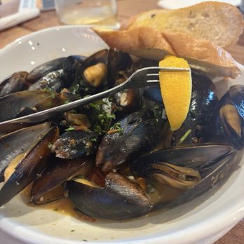 Salt Life Food Shack - Mussels - Seafood Near Me - St. Augustine Beach, Florida Salt Life Food Shack - Mussels - Seafood Near Me - St. Augustine Beach, Florida