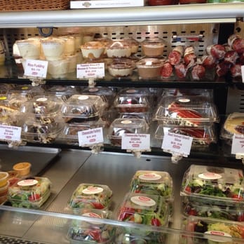 Nardelli's Grinder Shoppe - Delis Near Me - Cromwell, Connecticut