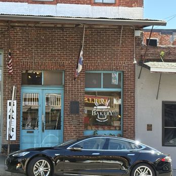 Blue Door Bakery - Bakeries Near Me - Jackson, California