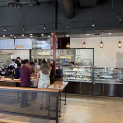 85°C Bakery Cafe - Palm Desert - Front counter