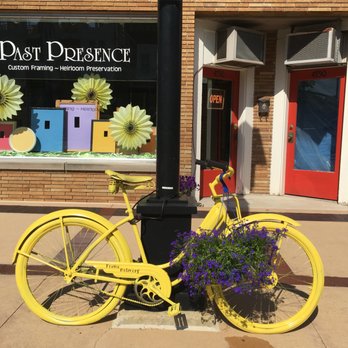 Past Presence Framing - Framing Near Me - Lisle, Illinois