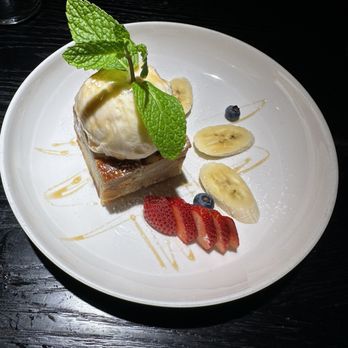 Sparrow - Banana Bread Pudding - New American Near Me - Kirkland, Washington