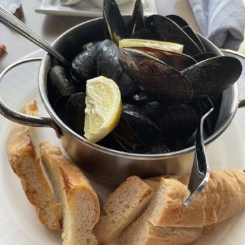 Watervue Grille - Mussels - Seafood Near Me - Tampa, Florida Watervue Grille - Mussels - Seafood Near Me - Tampa, Florida