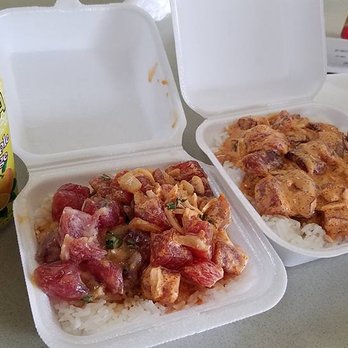 Ono Seafood - Left plate is a combo, Miso poke and Spicy ahi. Left plate is a super size, Spicy Ahi - Seafood Near Me - Honolulu, Hawaii