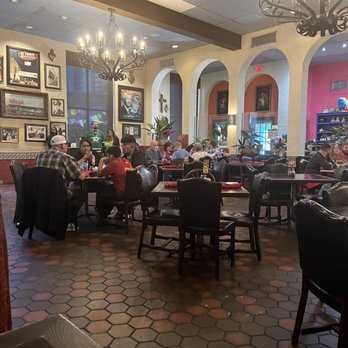 El Fenix - Lively Atmosphere - Mexican Near Me - Dallas, Texas El Fenix - Lively Atmosphere - Mexican Near Me - Dallas, Texas