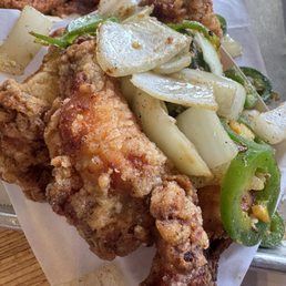 10 WING COMBO salt n pepper 10 WING COMBO salt n pepper
