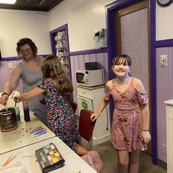Craftopia - Making some candles!