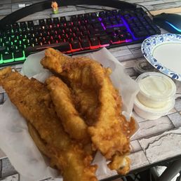 3 pieces of fish 3 pieces of fish