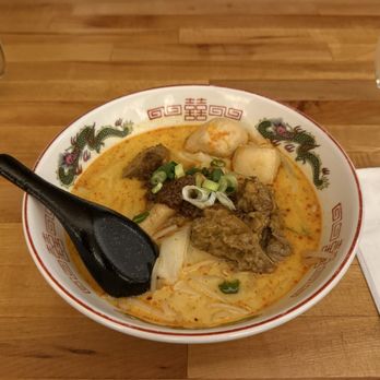Wok Wok - Curry beef laksa - Malaysian Near Me - New York, New York