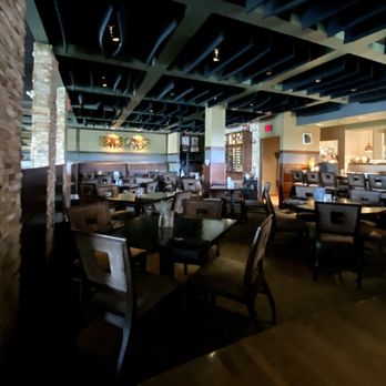 Juniper Grill - Cranberry Township - Tables and chairs in dining area - New American Near Me - Cranberry Twp, Pennsylvania Juniper Grill - Cranberry Township - Tables and chairs in dining area - New American Near Me - Cranberry Twp, Pennsylvania
