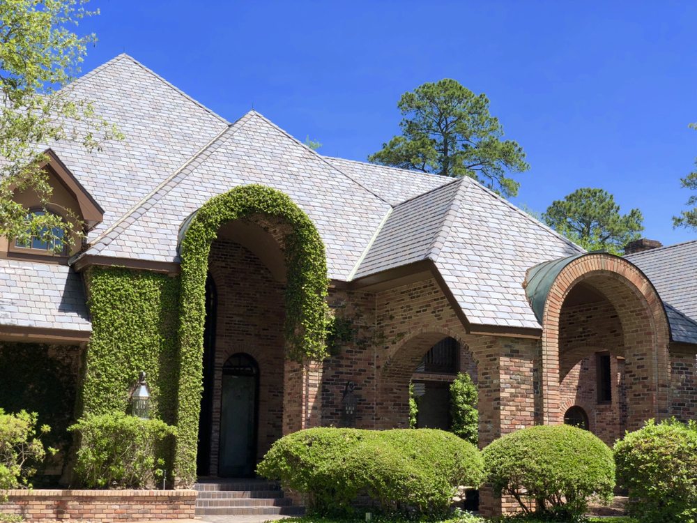 Slide of Stone Gate Roofing