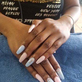 Foxi Nails - Matte Pink and Soft Matte Blue with Diamonds - Nail Salons Near Me - Dallas, Texas