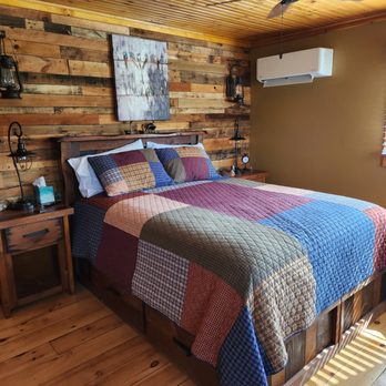 The Inn at Oxbow Acres - Bed & Breakfast Near Me - Milan, New Hampshire The Inn at Oxbow Acres - Bed & Breakfast Near Me - Milan, New Hampshire