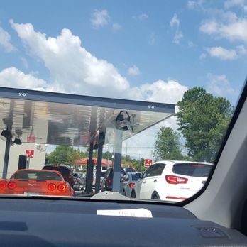 Chick-fil-A - Drive thru flow - Fast Food Near Me - Newnan, Georgia