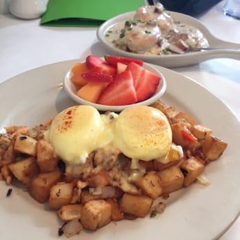 Recipes - Salmon hash and biscuits and gravy. - Breakfast & Brunch Near Me - Troy, Michigan